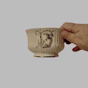 Vintage Royal Tara Brooch Irish China Claddagh Sugar Bowl Gold Trim Galway